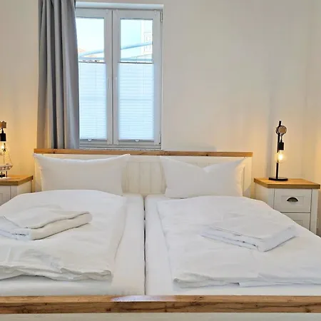 Kuestenperle, Meerblick-appartements * ザスニッツ